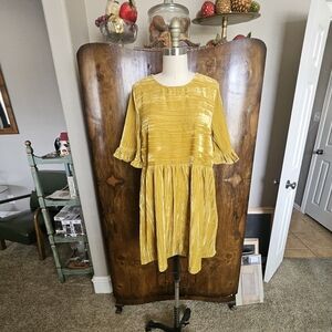 MELLODAY Mustard Yellow Velvet Dress